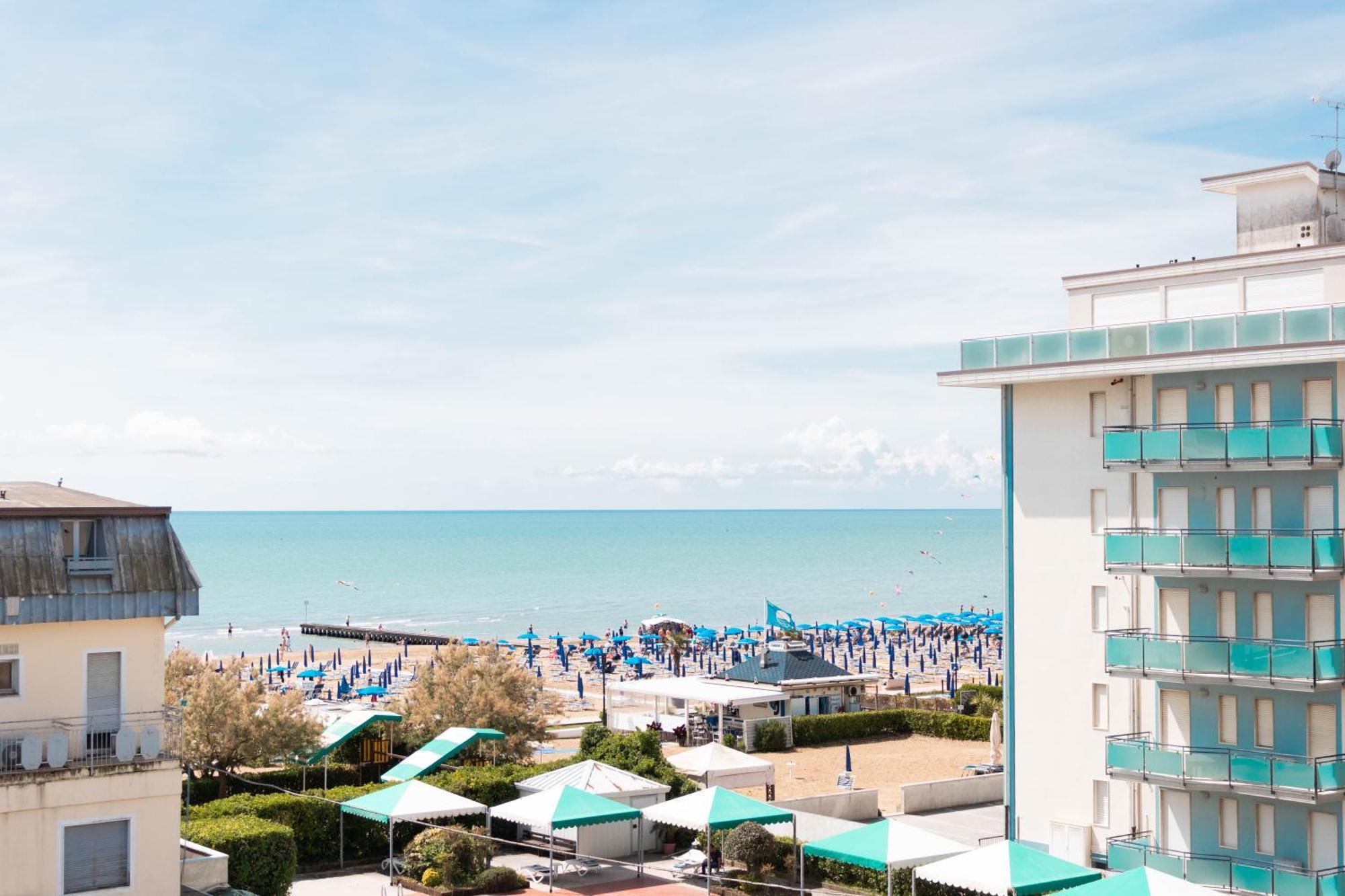Hotel Riviera ليدو دي يسولو المظهر الخارجي الصورة