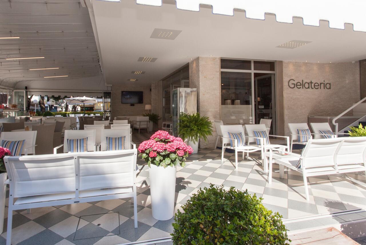 Hotel Riviera ليدو دي يسولو المظهر الخارجي الصورة